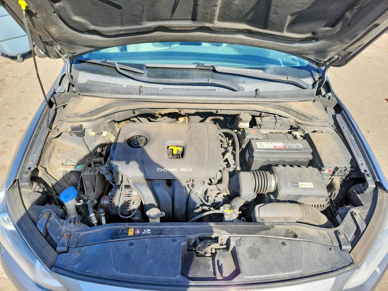 Hyundai ELANTRA Sel