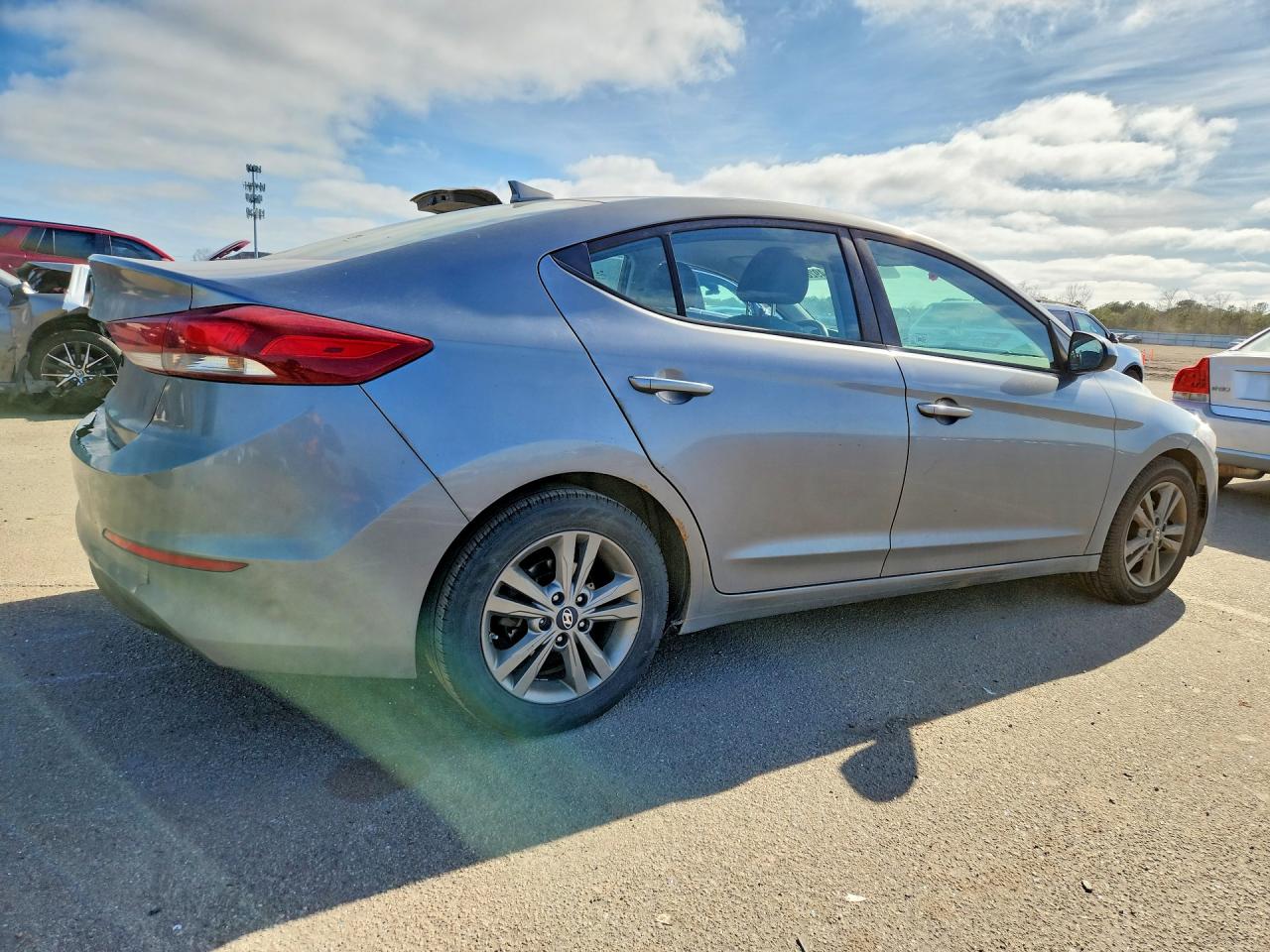 Hyundai ELANTRA Sel
