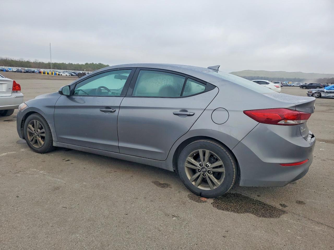Hyundai ELANTRA Sel