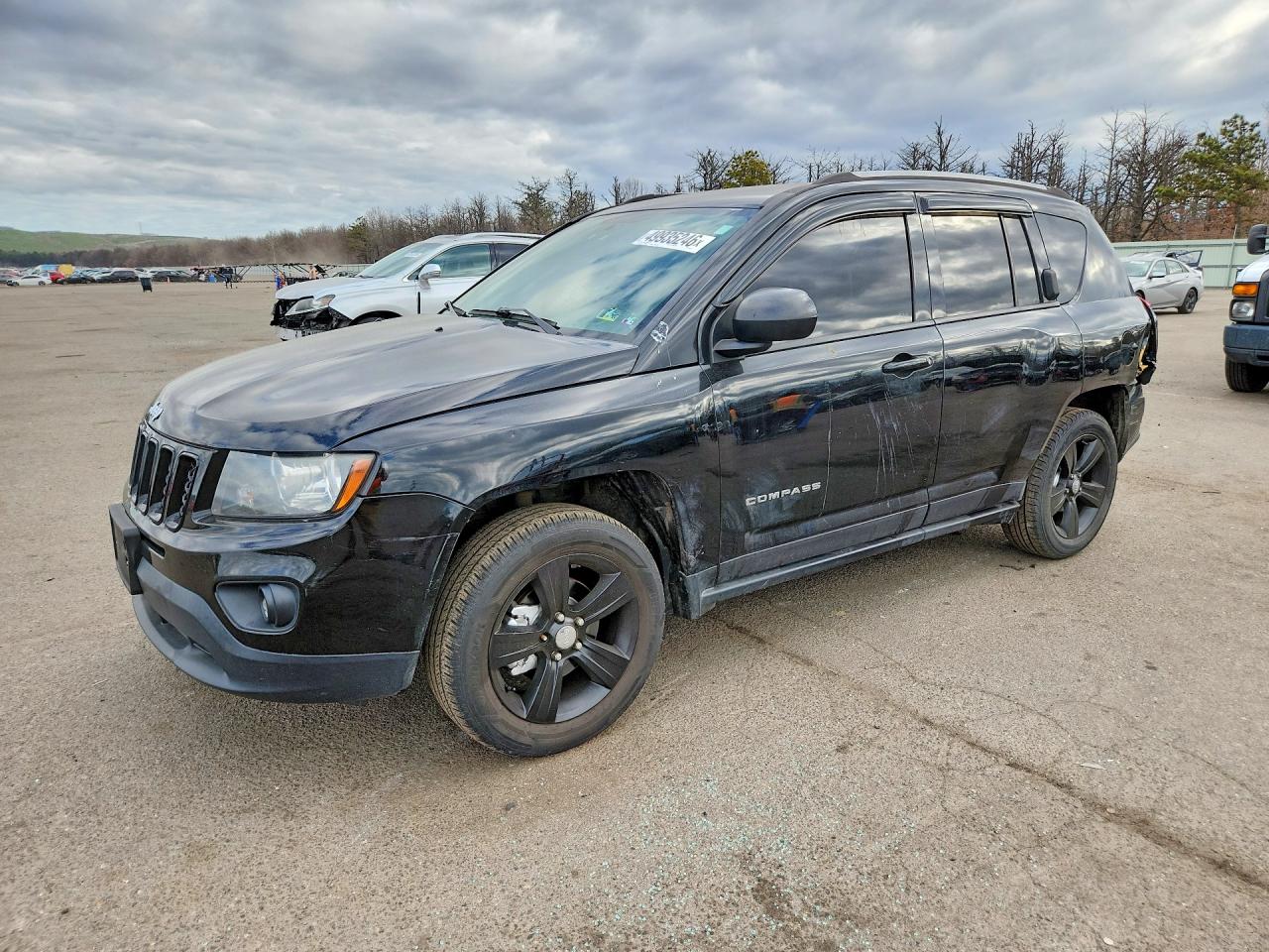 Salvage Jeep Compass Image