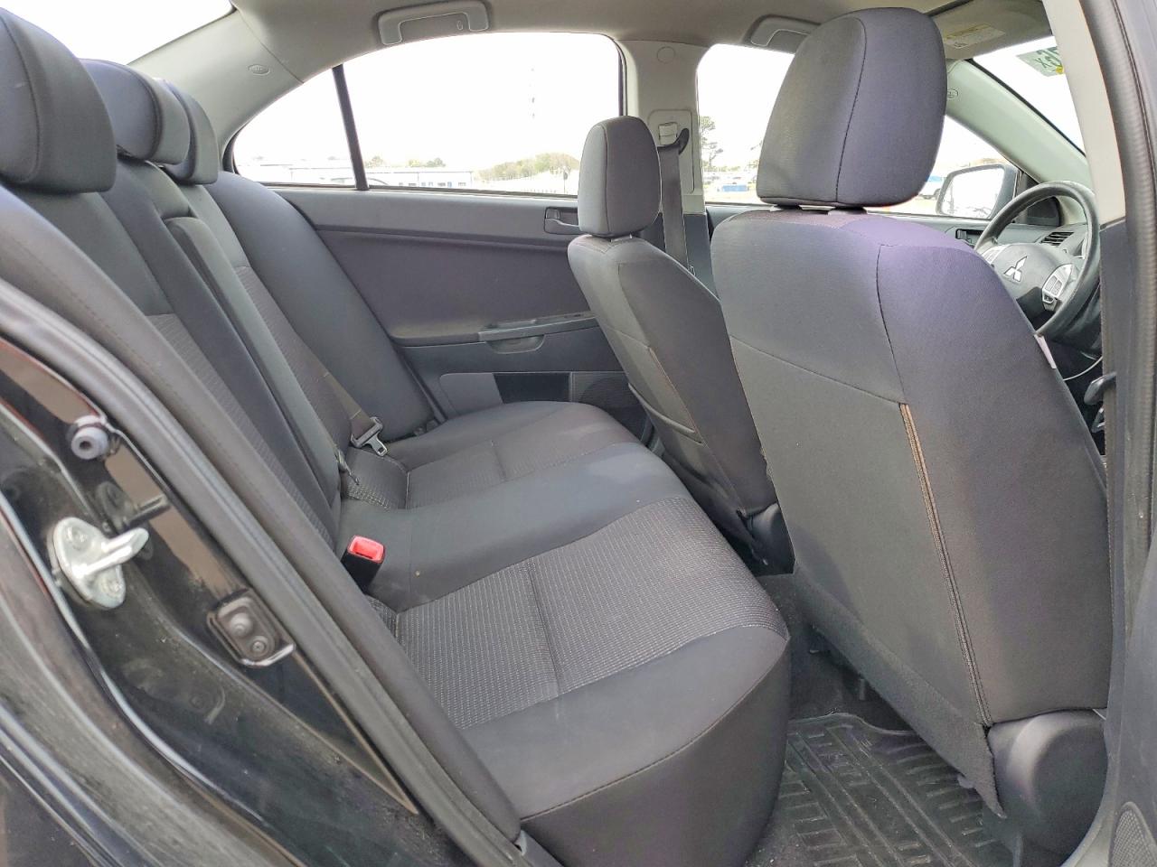 Mitsubishi Lancer Es