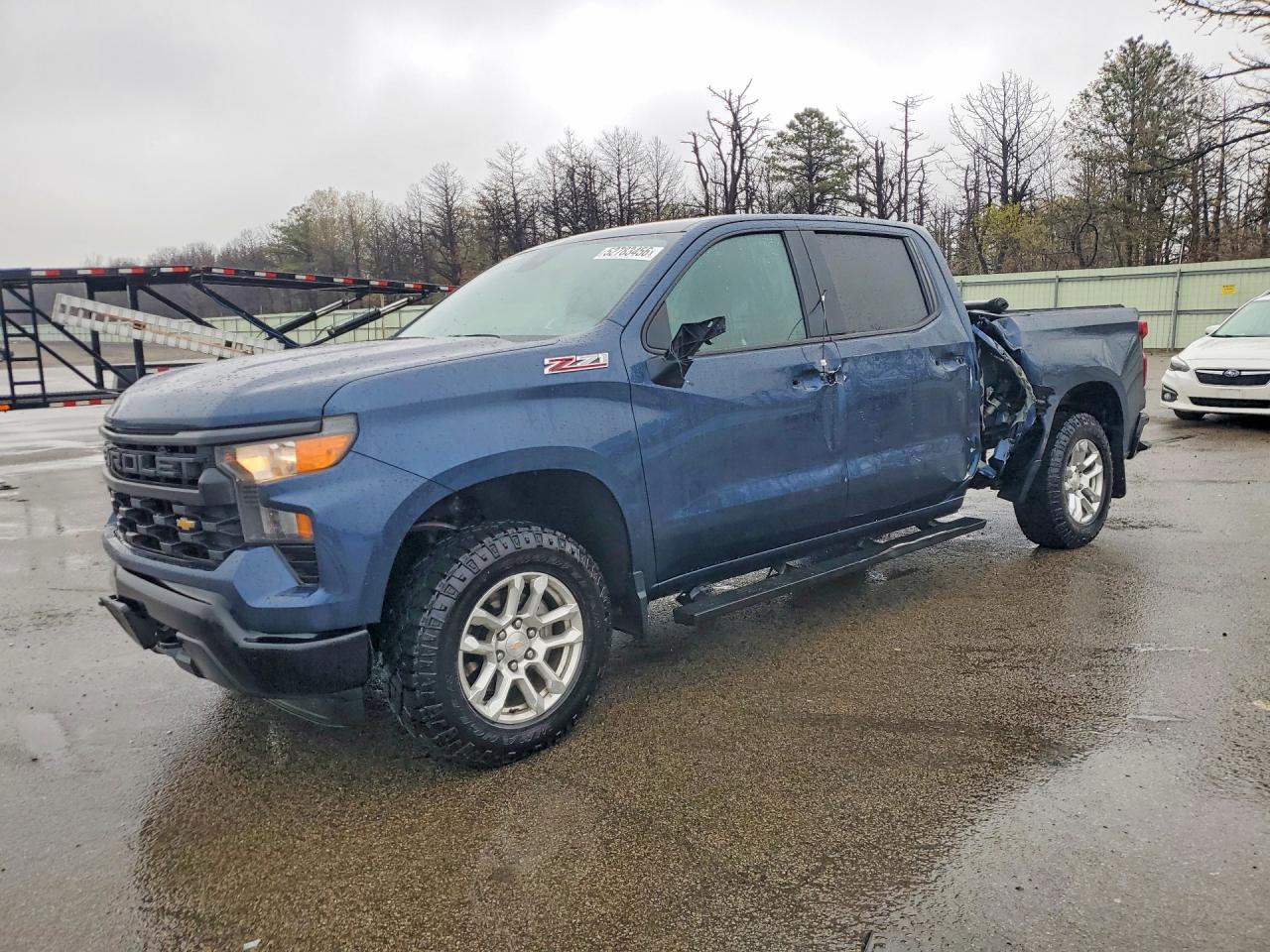 Salvage Chevrolet Silverado Image