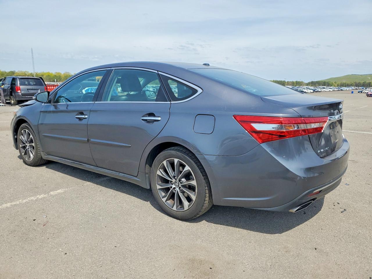 Toyota Avalon Xle Premium