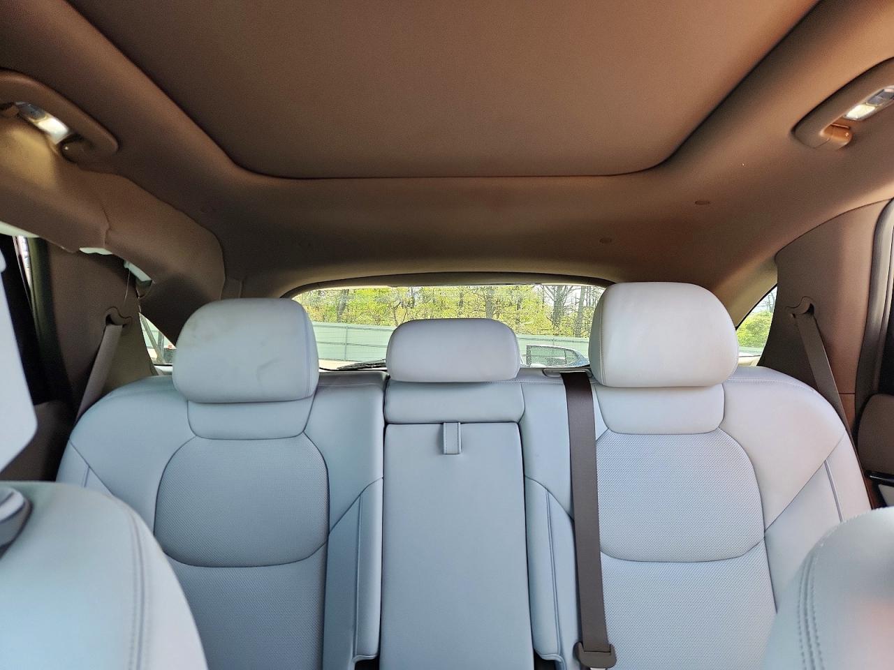 Genesis GV70 Advanced