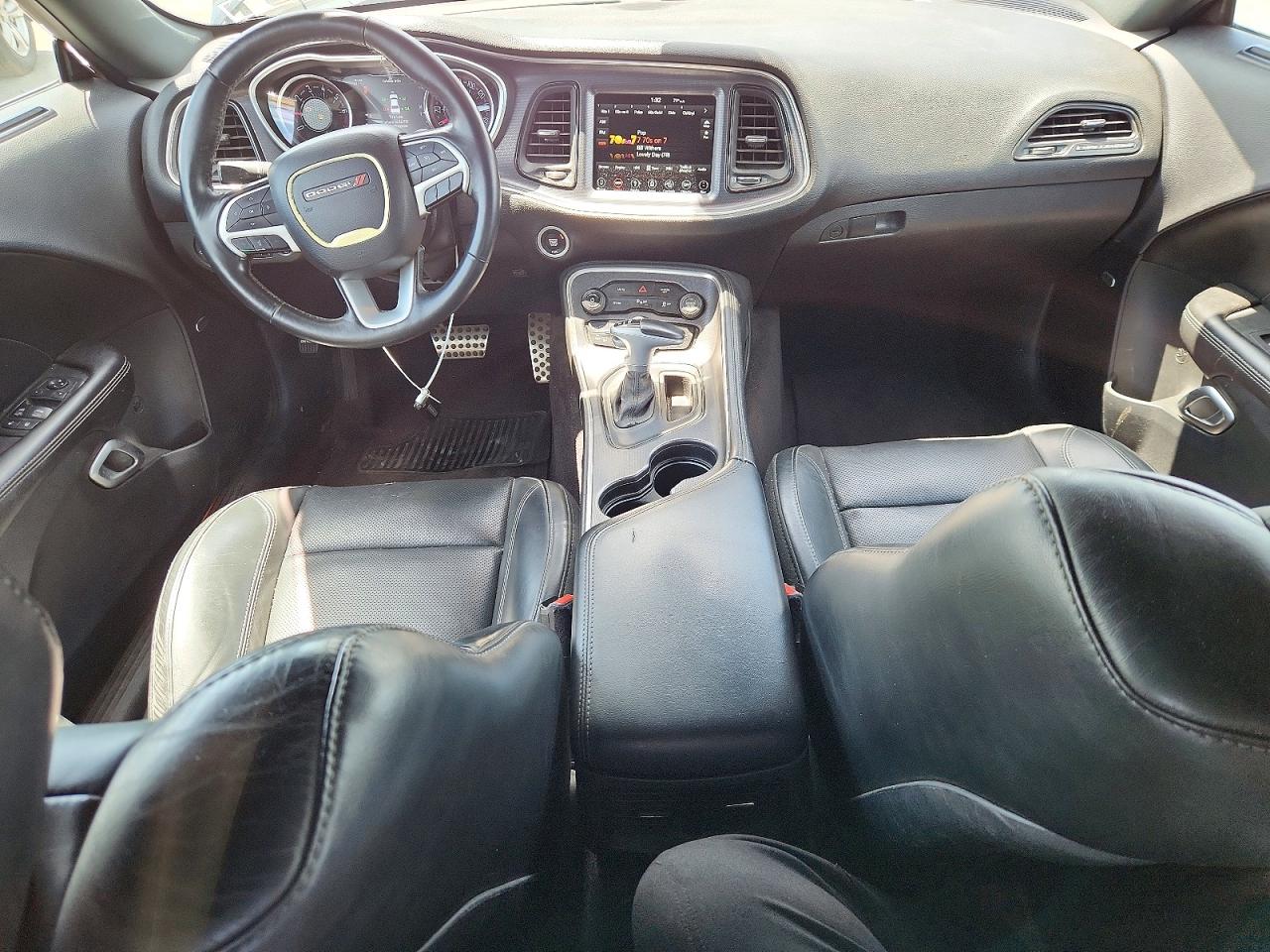 Dodge Challenger