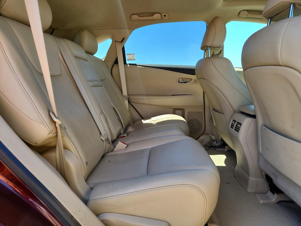 Lexus RX Base