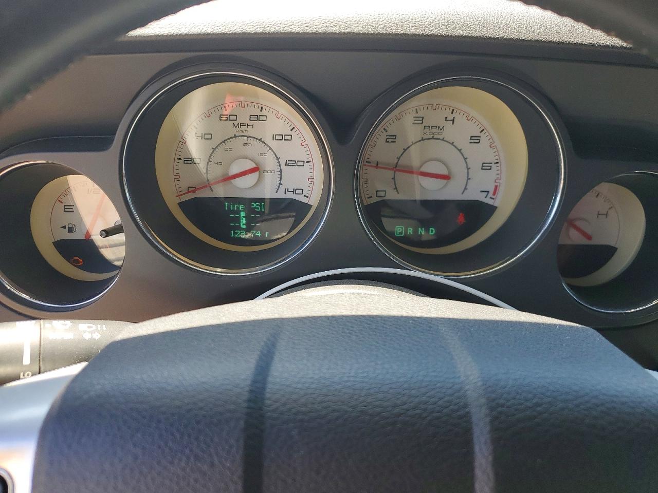 Dodge Challenger Sxt