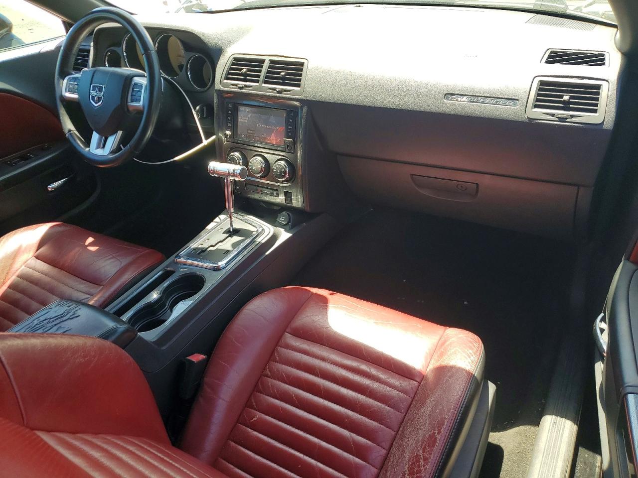 Dodge Challenger Sxt