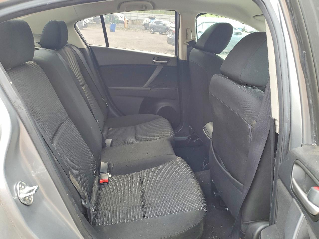 Mazda 3 I