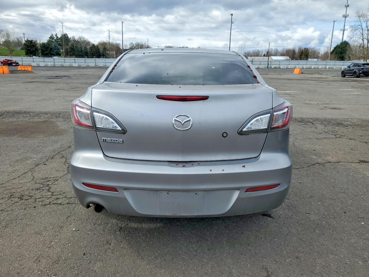 Mazda 3 I