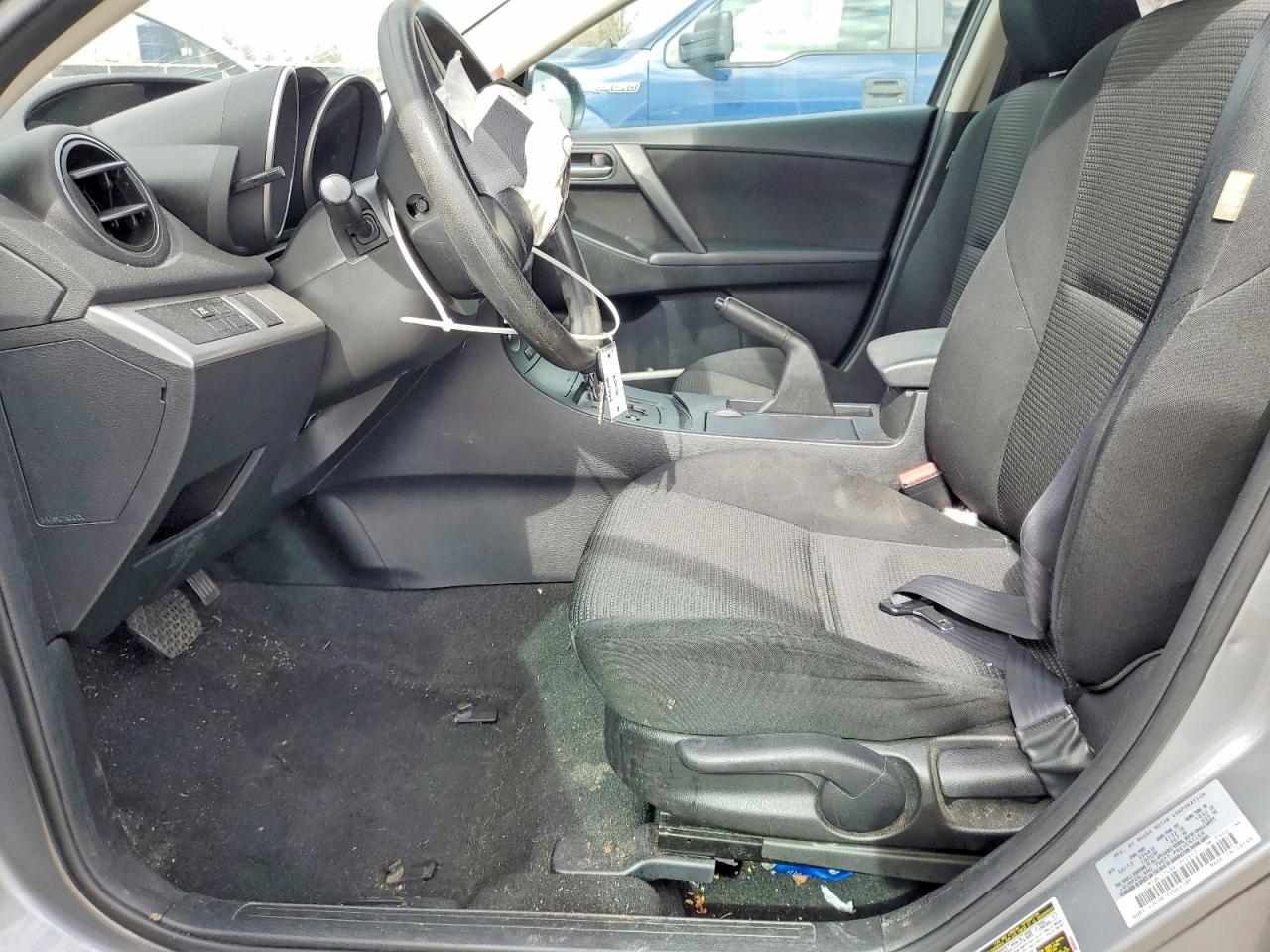 Mazda 3 I