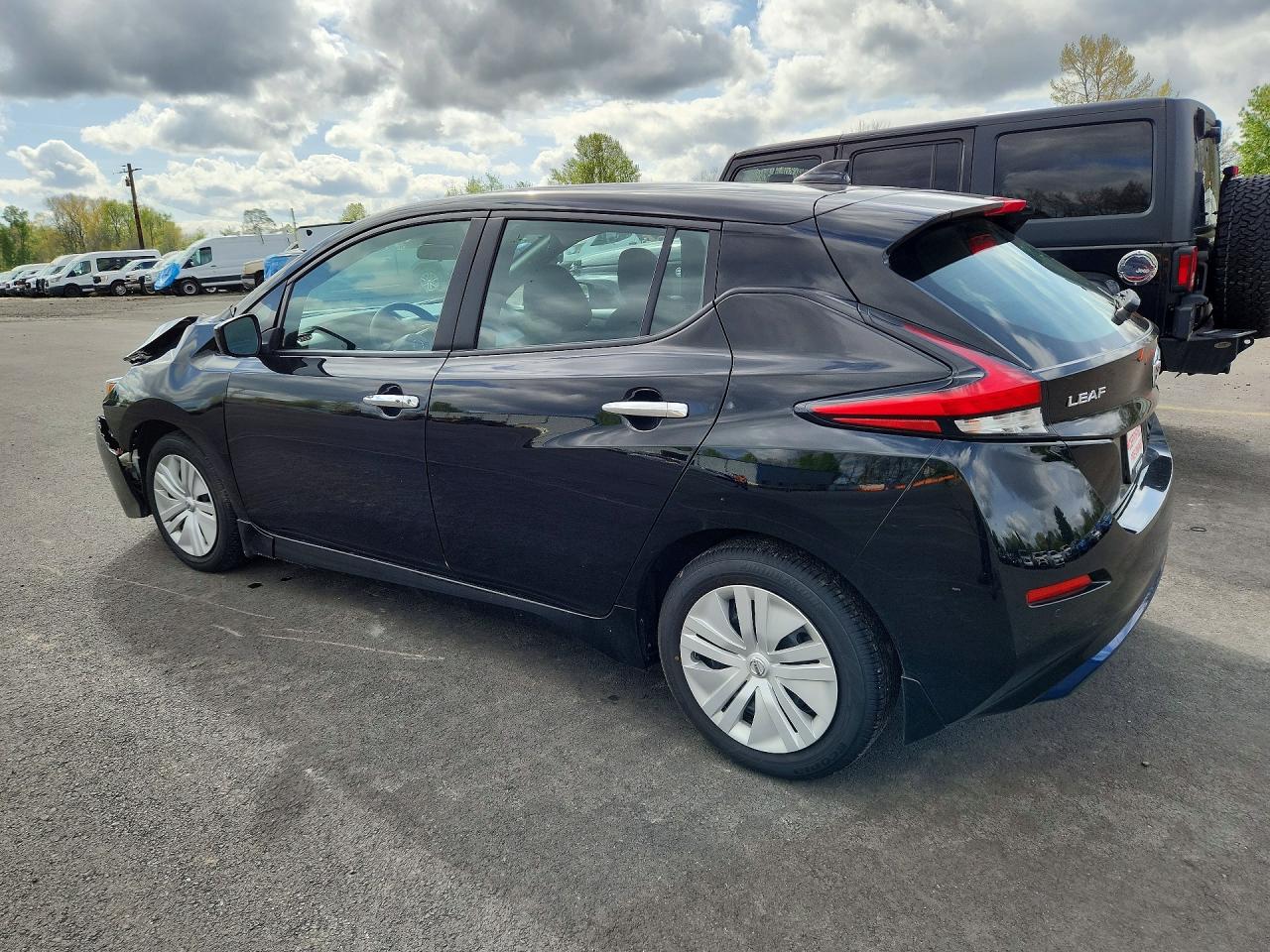 Nissan LEAF S
