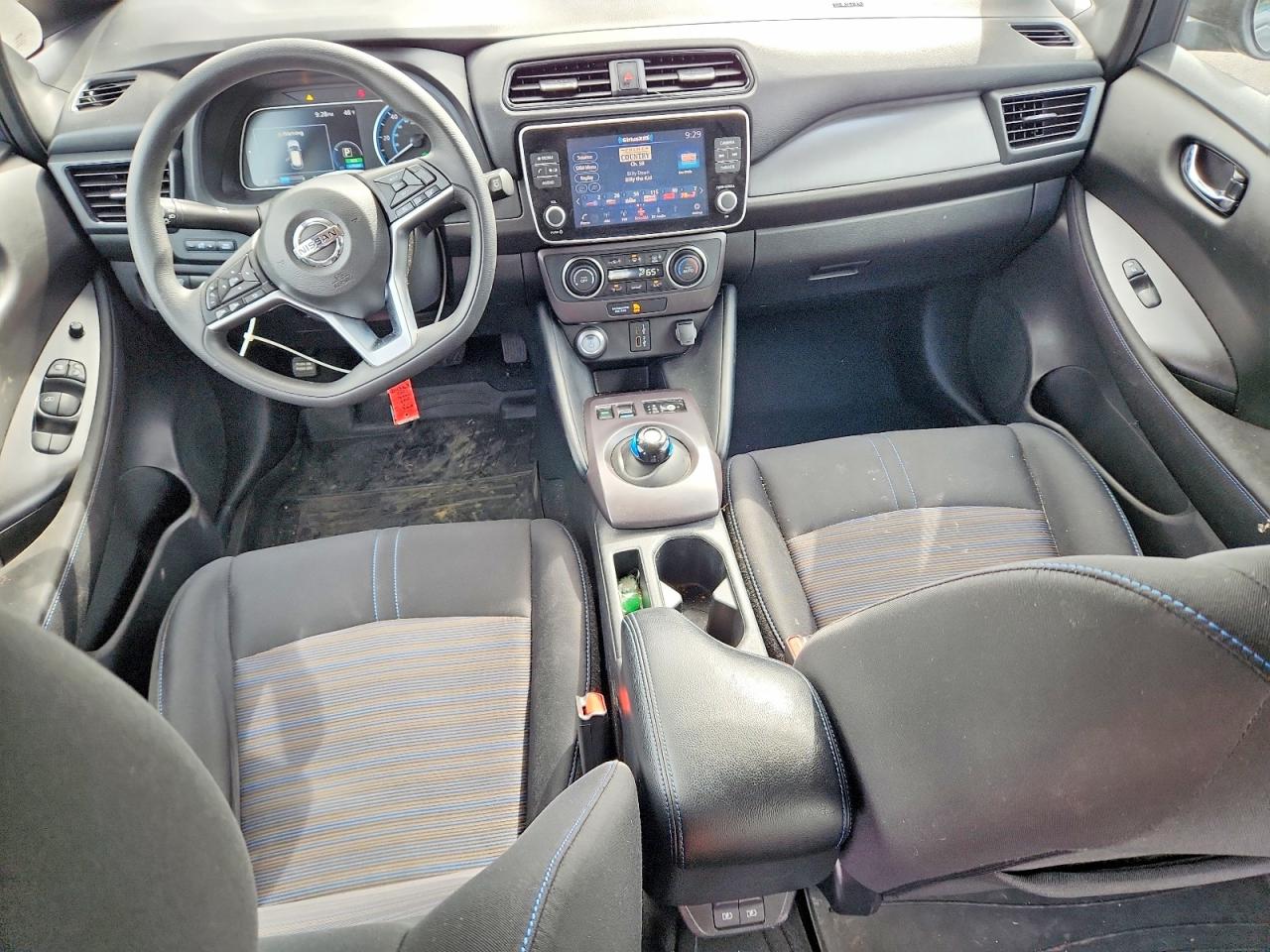 Nissan LEAF S