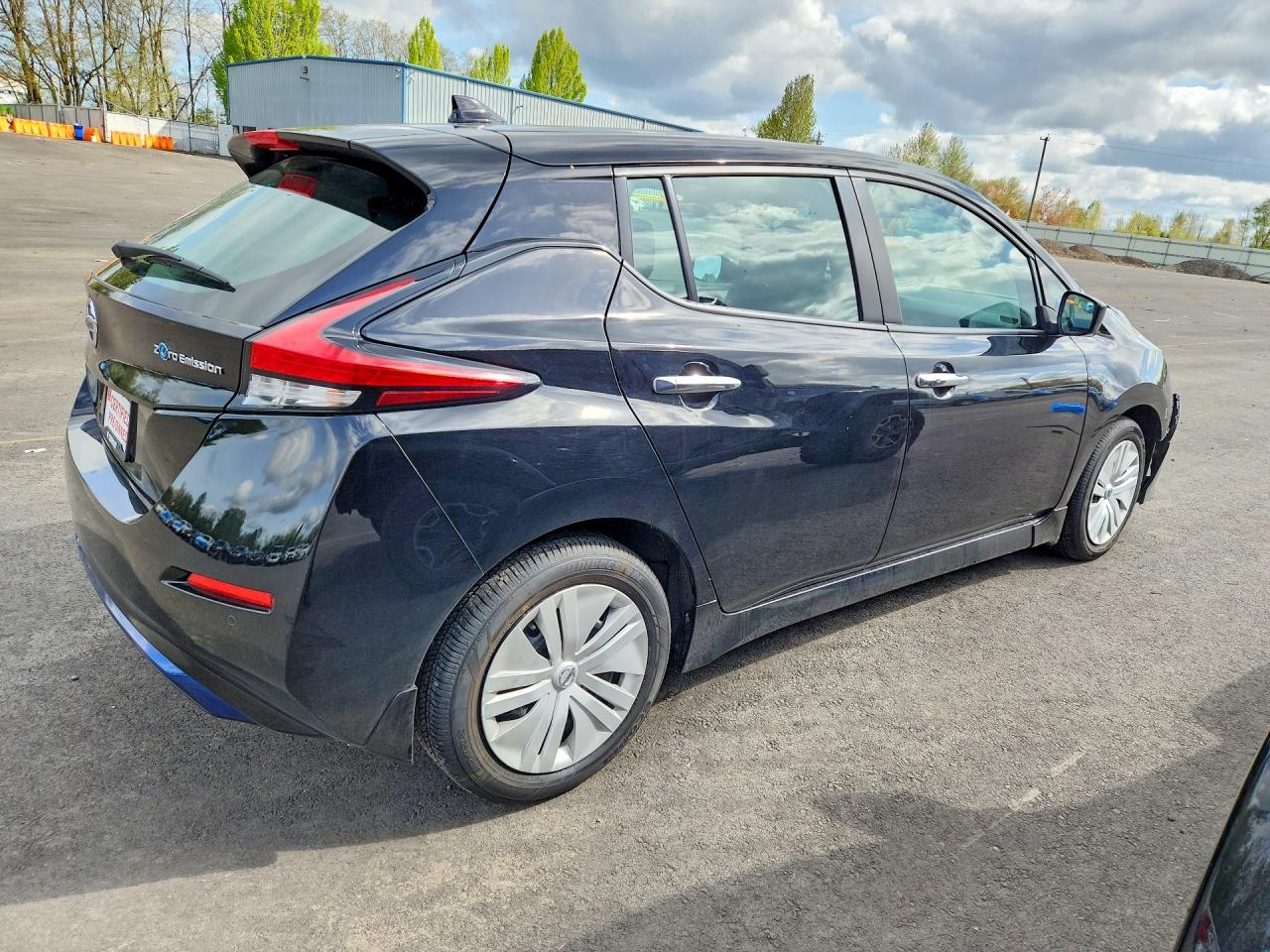Nissan LEAF S