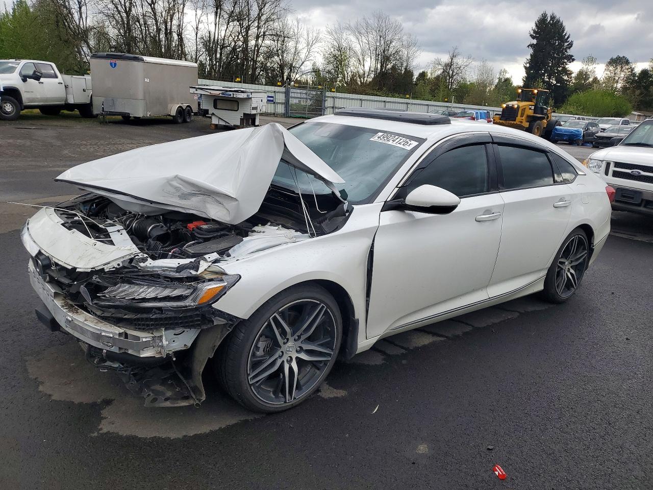 Salvage Honda Accord Image
