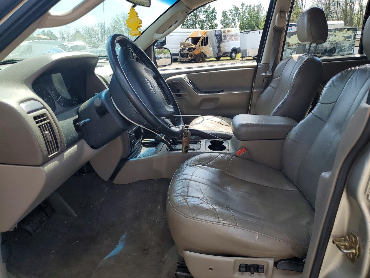 Jeep Grand Cherokee Laredo