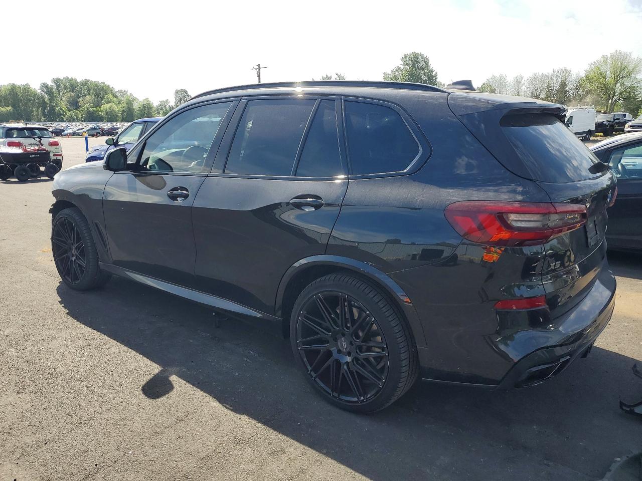 BMW X Series M50i