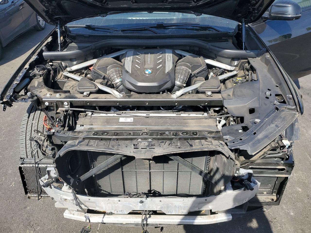 BMW X Series M50i