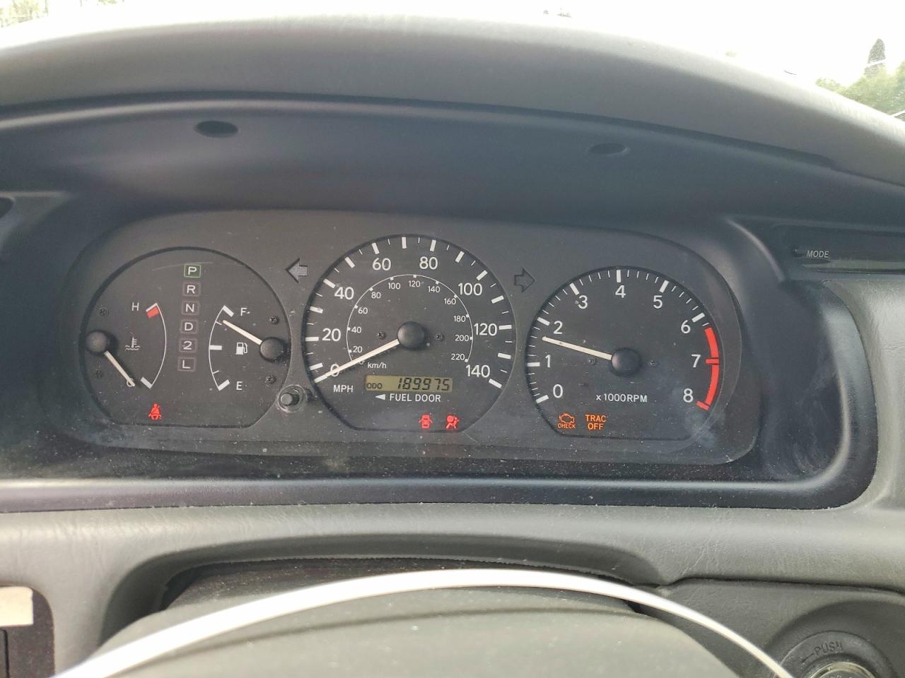 Toyota Camry Le V6