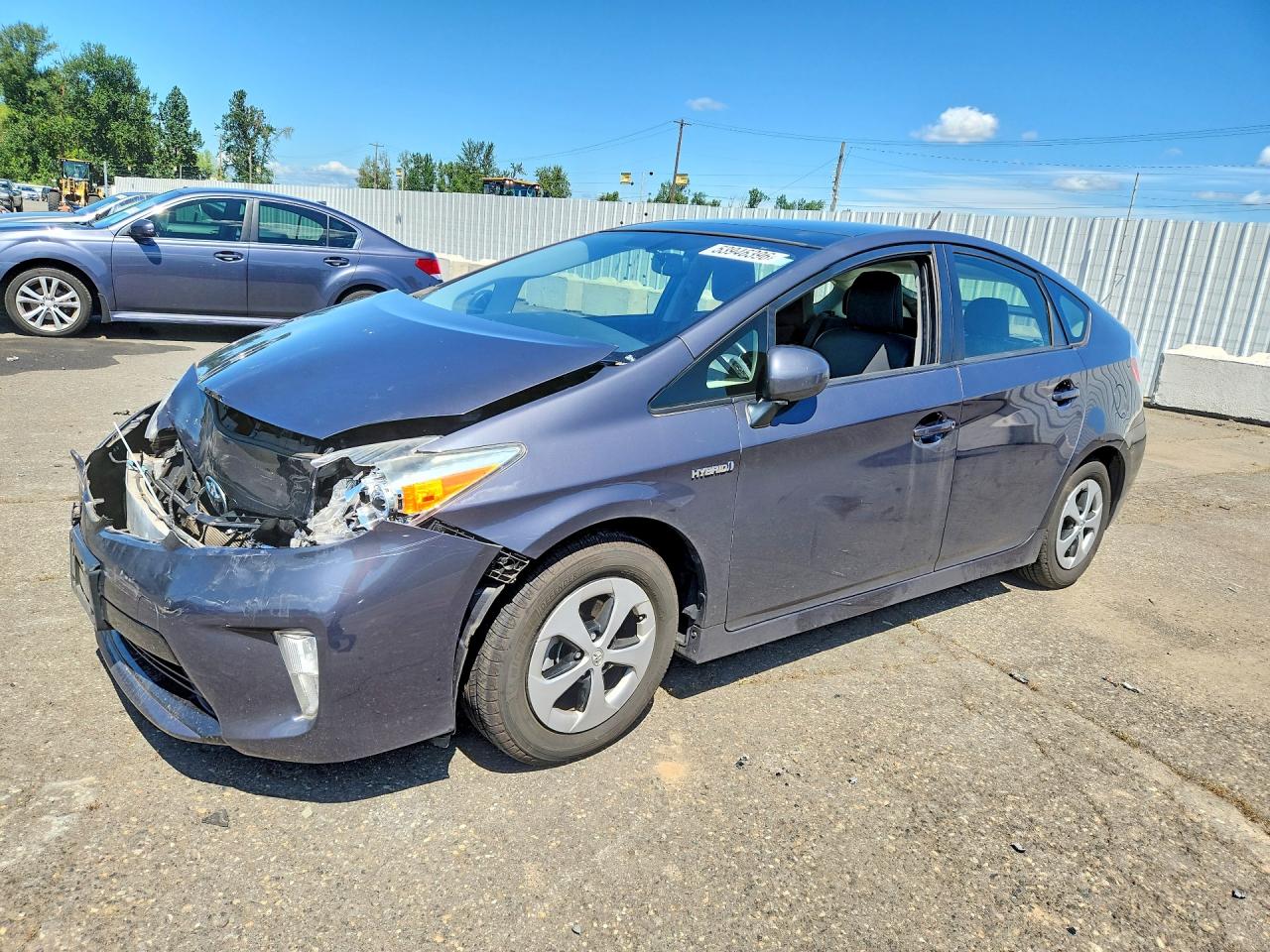 Salvage Toyota Prius Image
