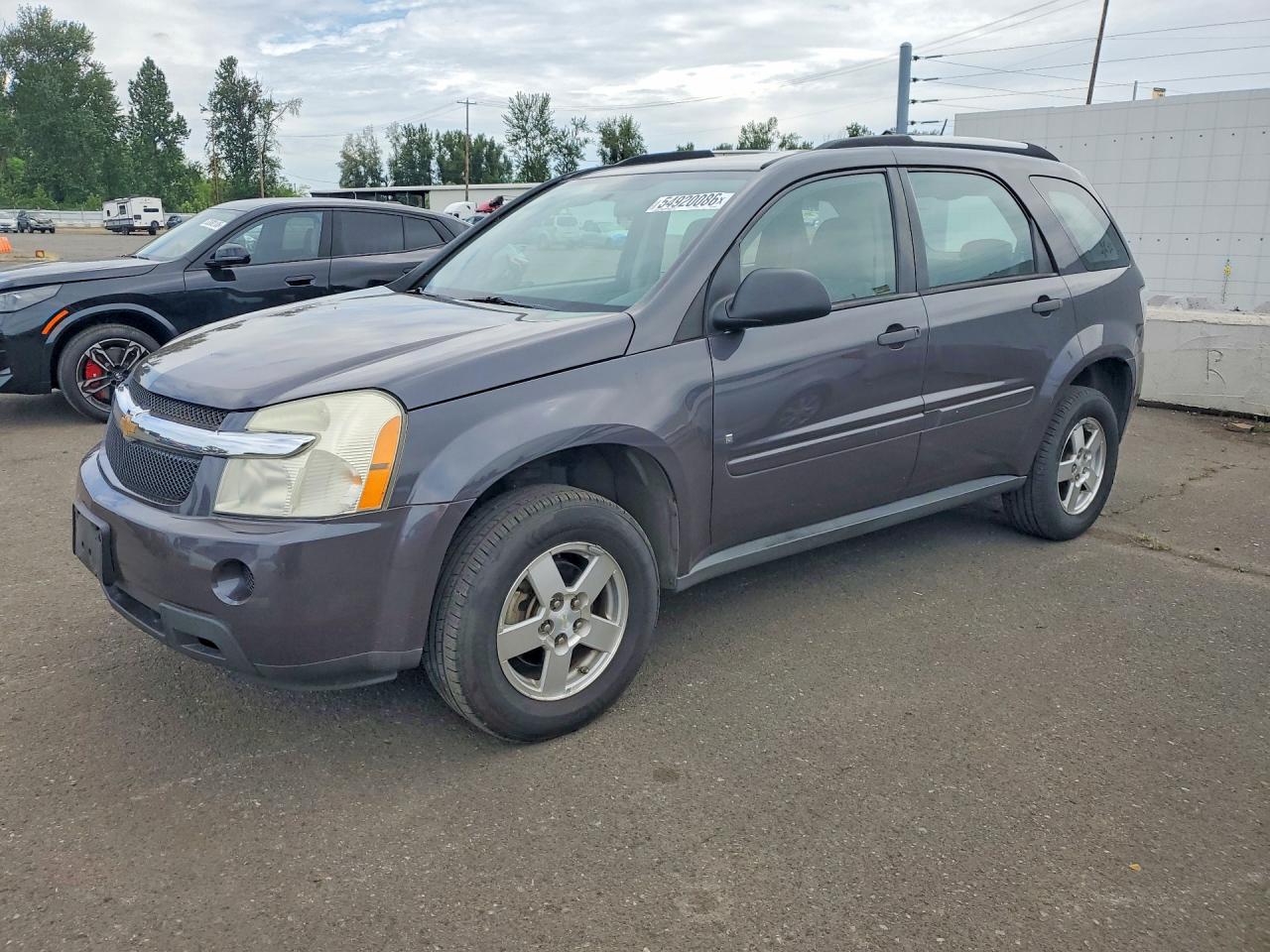 Salvage Chevrolet Equinox Image