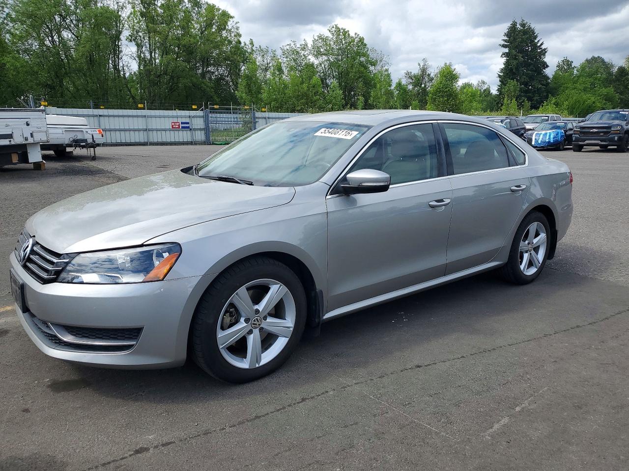 Salvage Volkswagen Passat Image