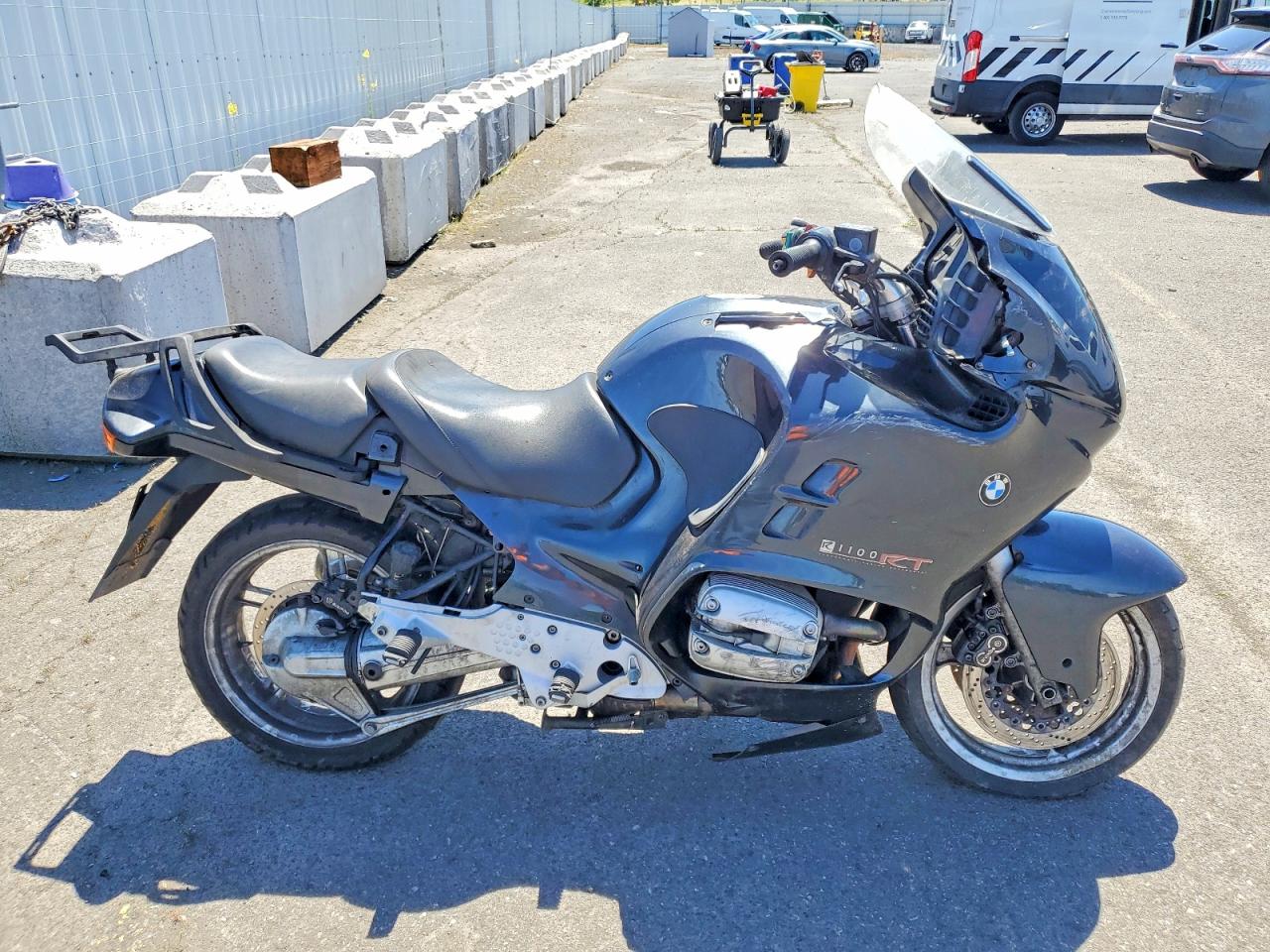 Salvage BMW R Image