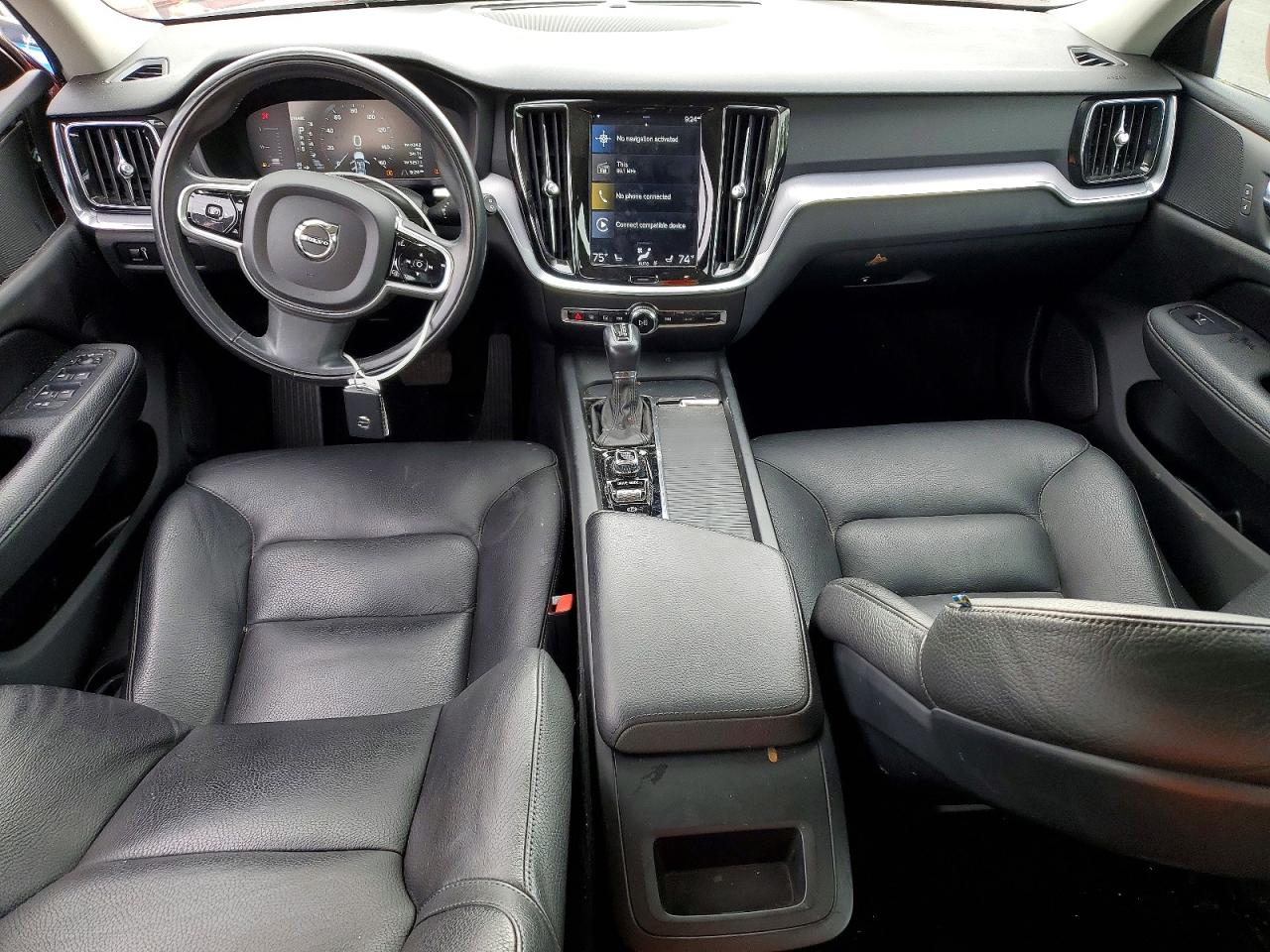 Volvo V60 T5 Momentum
