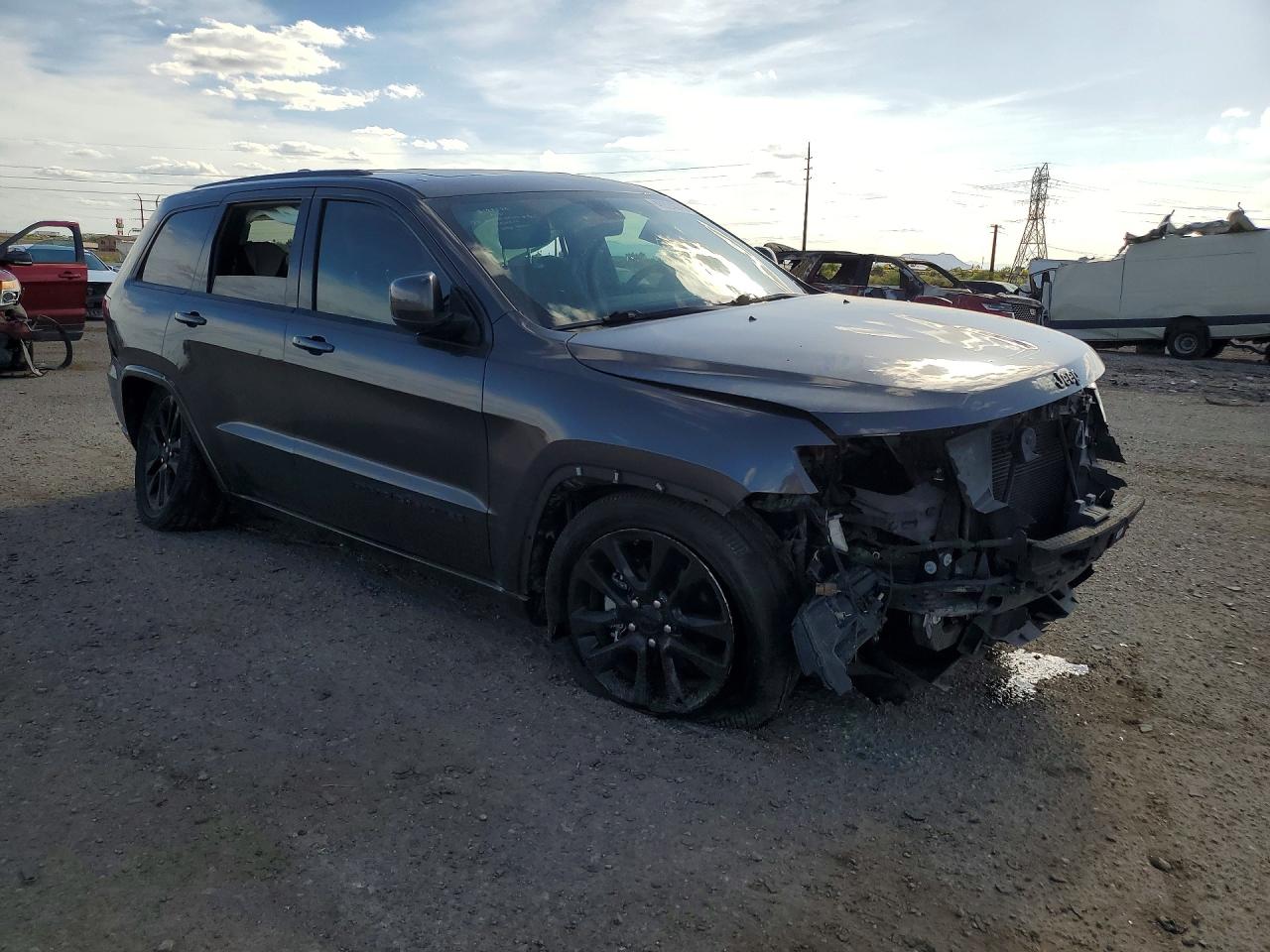 Jeep Cherokee Laredo