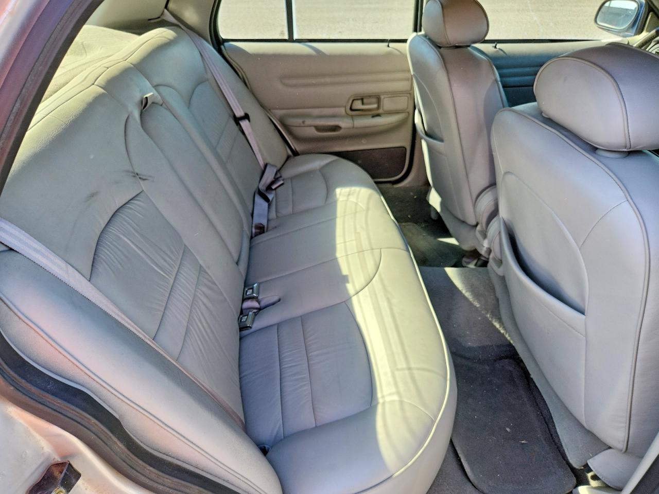 Ford Crown Vic Lx