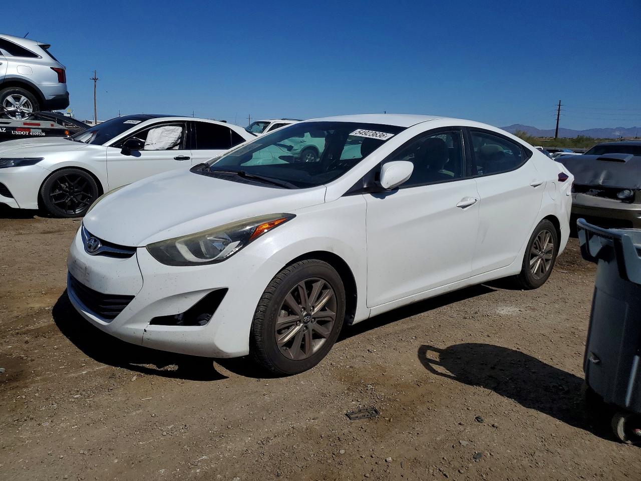 Salvage Hyundai ELANTRA Image