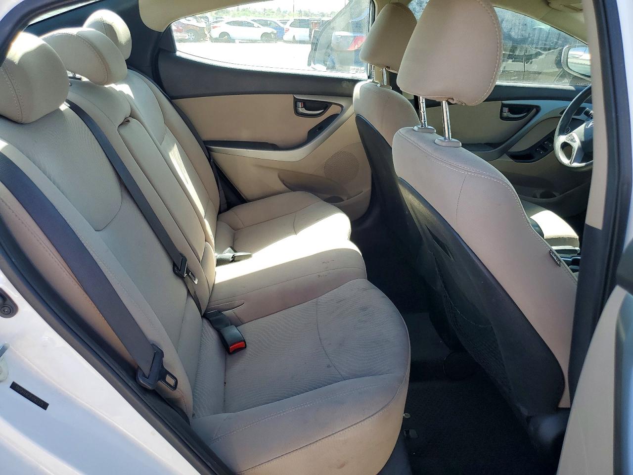 Hyundai ELANTRA Se