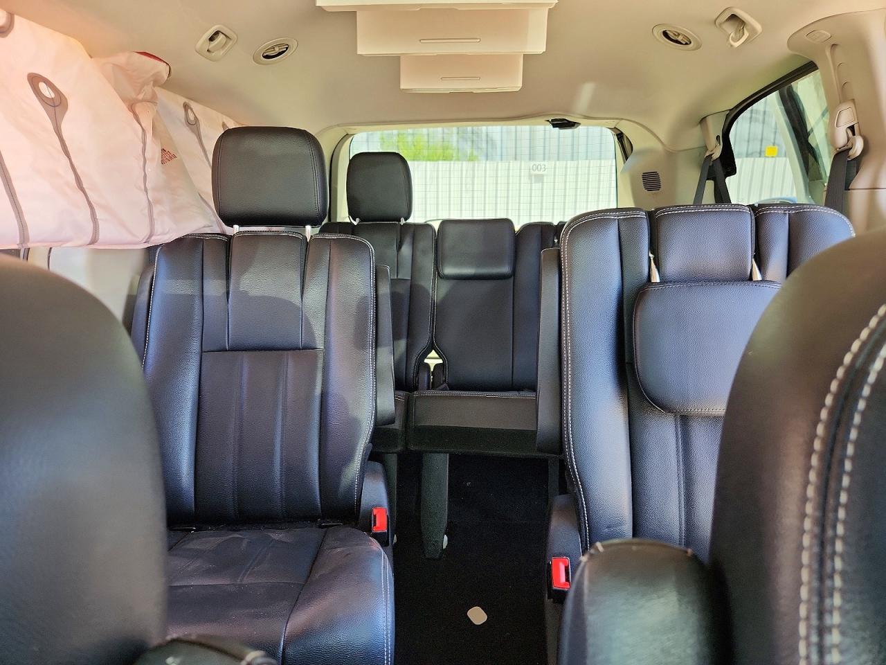 Chrysler Minivan Touring