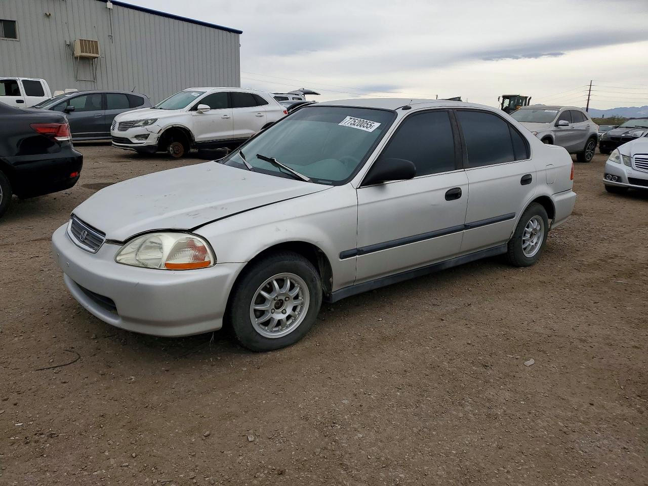 Salvage Honda Civic Image