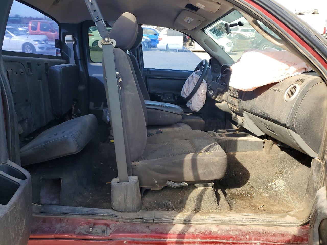 Mitsubishi Raider Ls
