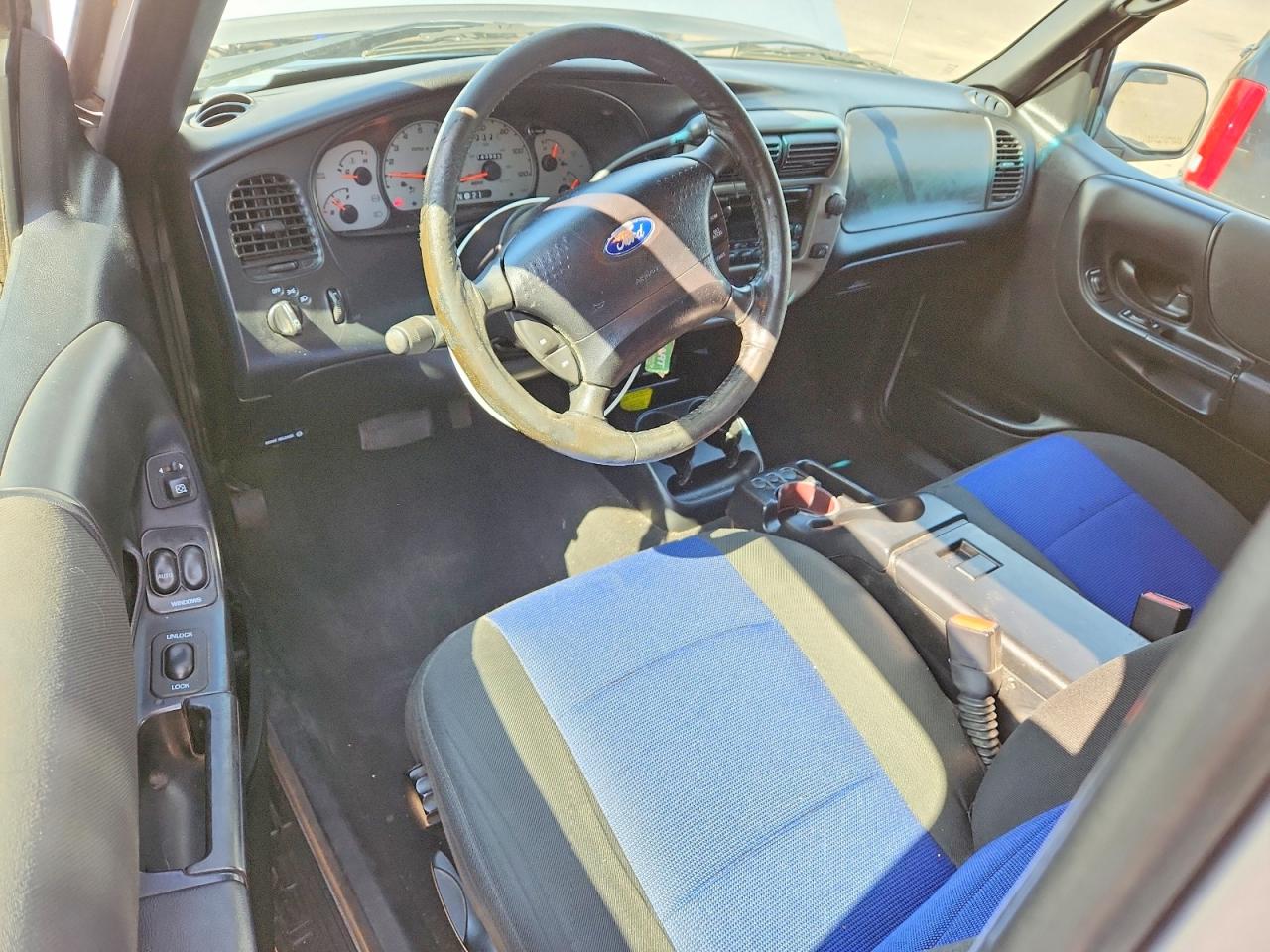 Ford Ranger Super Cab
