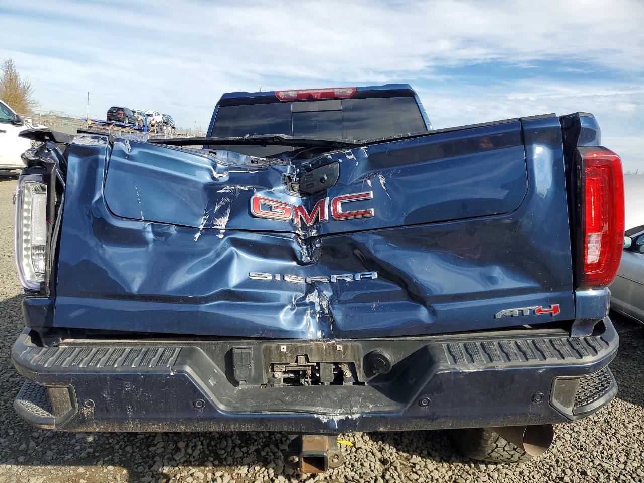 GMC Sierra K2500 At4