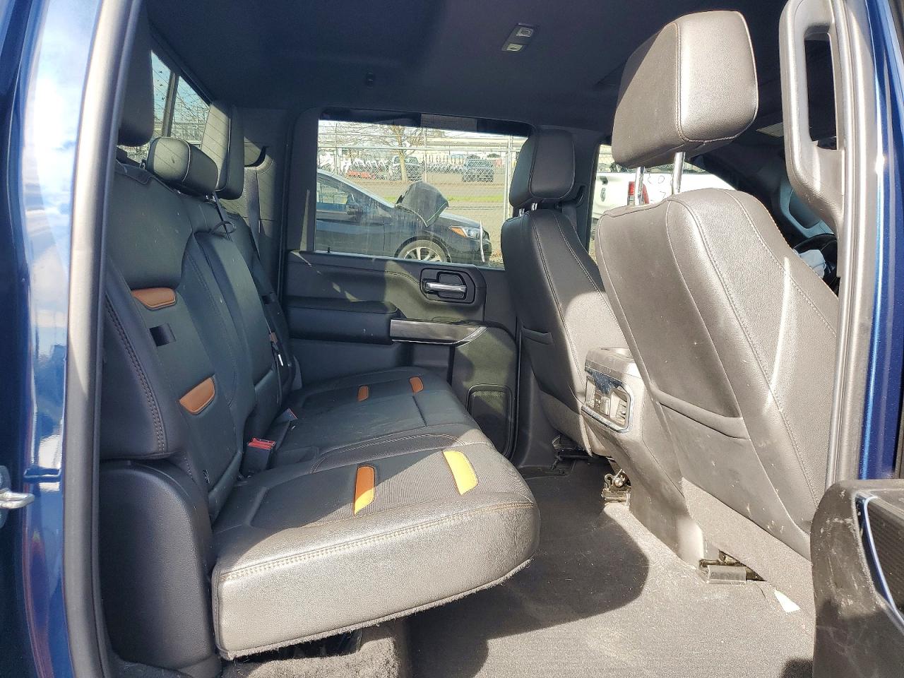 GMC Sierra K2500 At4
