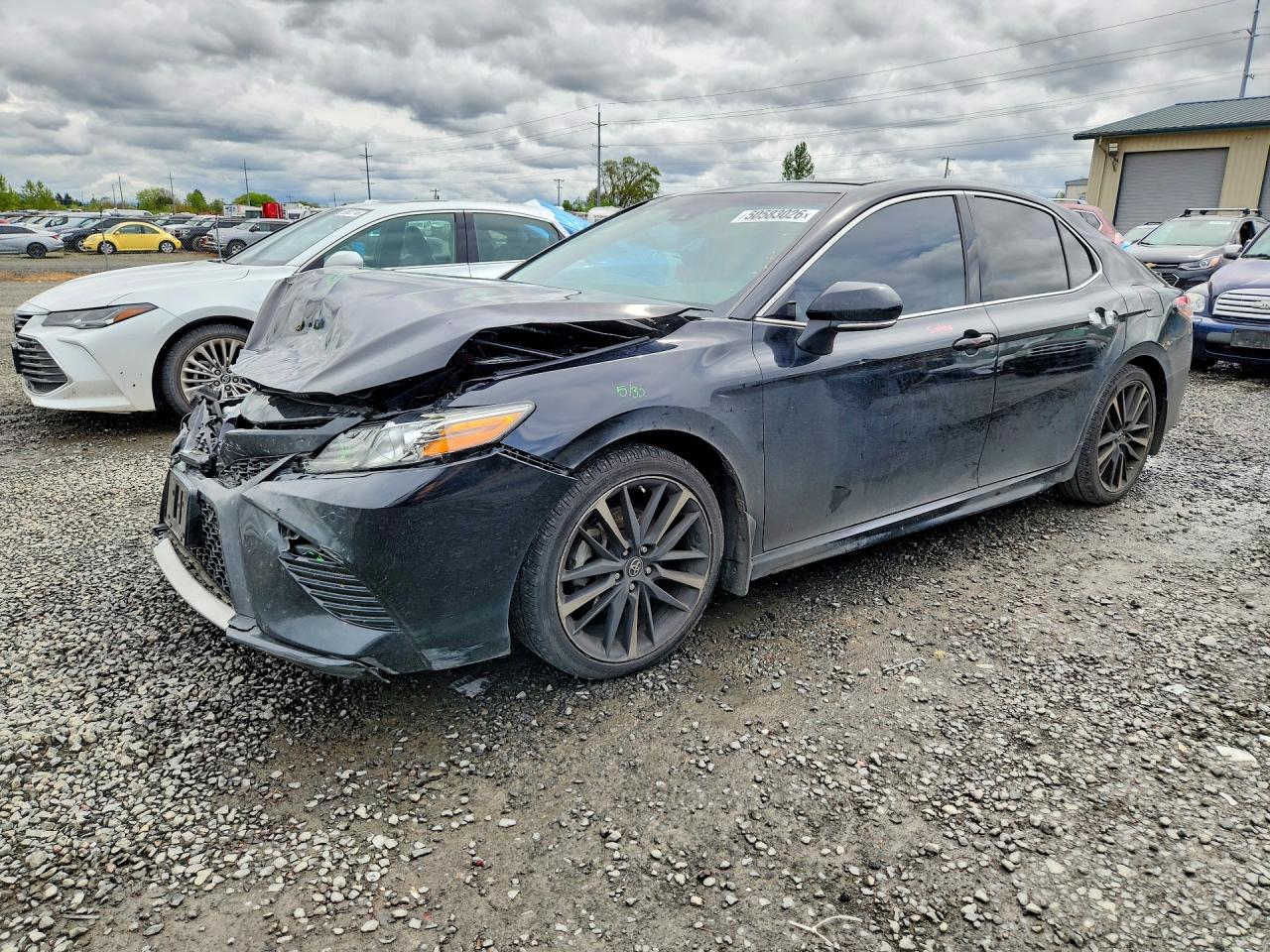 Salvage Toyota Camry Image