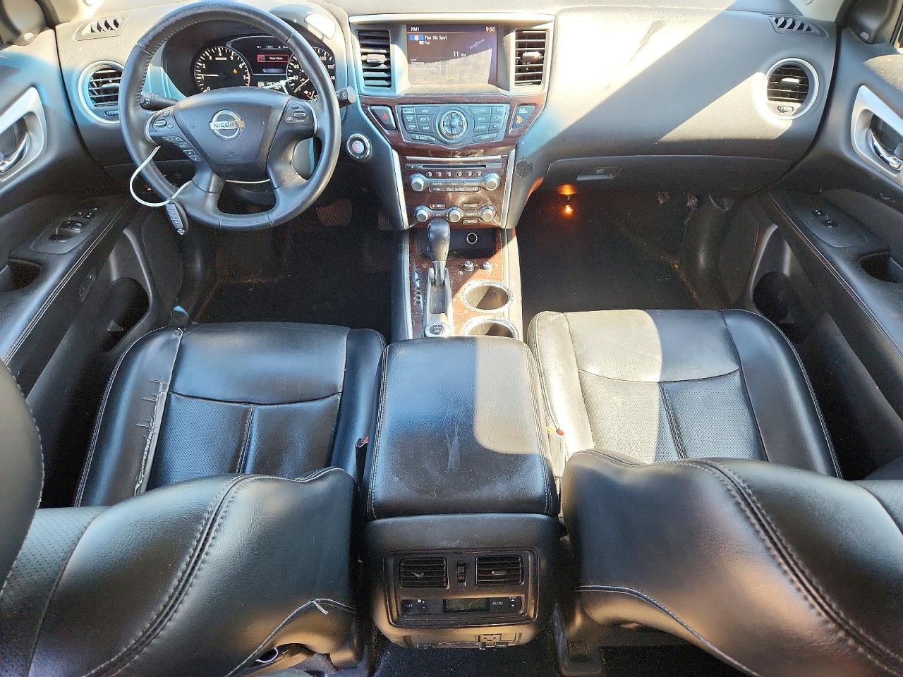 Nissan Pathfinder Platinum