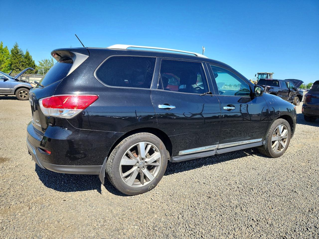 Nissan Pathfinder Platinum