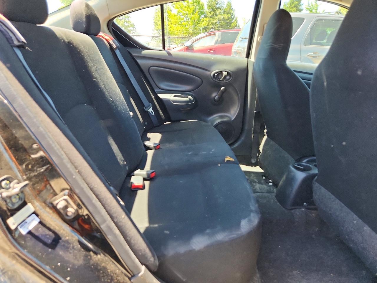 Nissan Versa 1.6 S