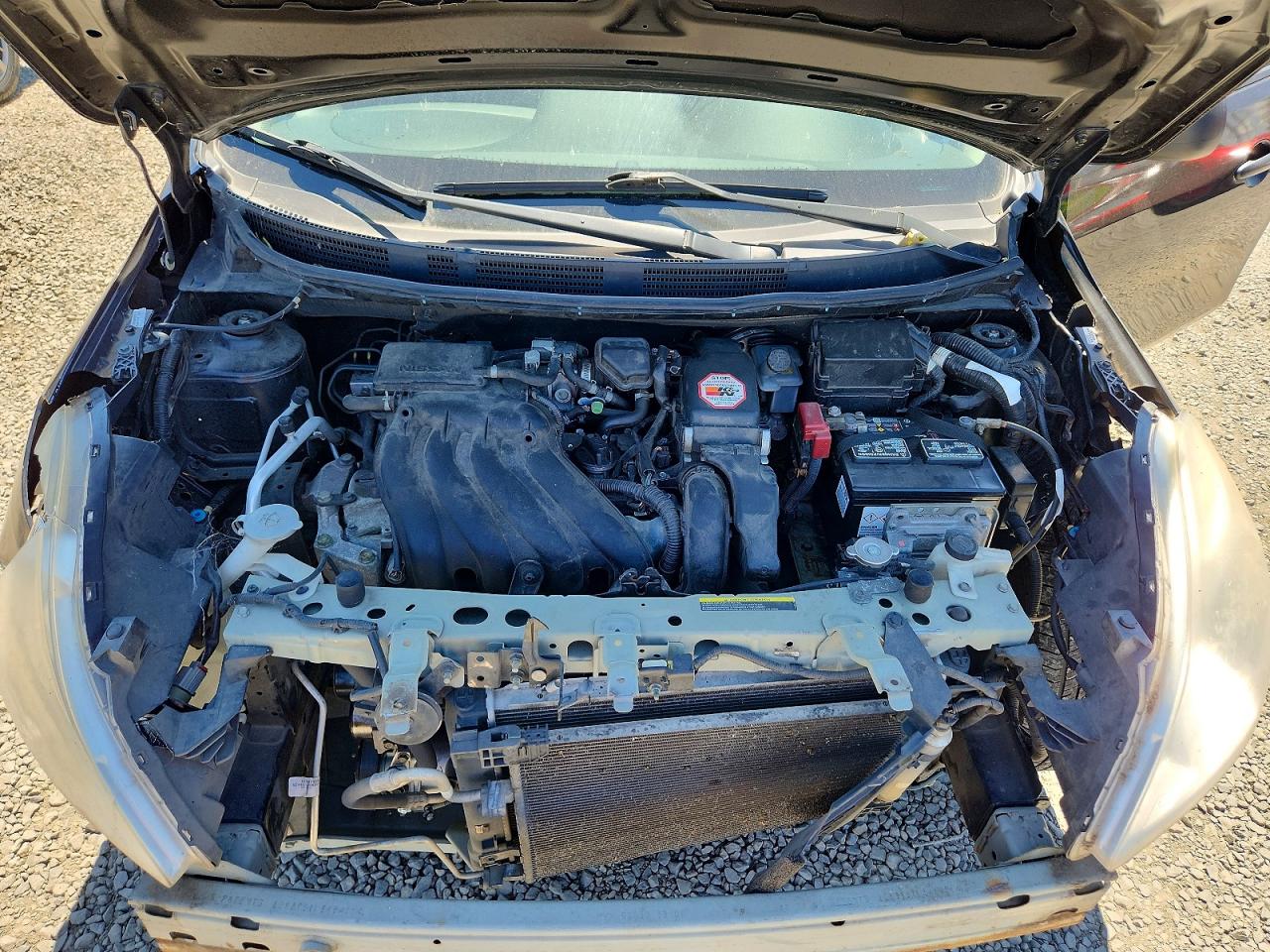 Nissan Versa 1.6 S