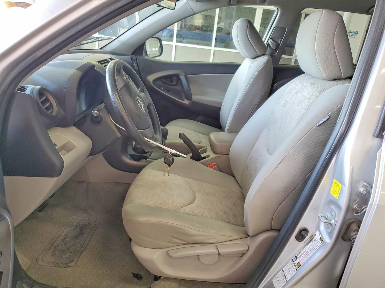 Toyota RAV4 Base