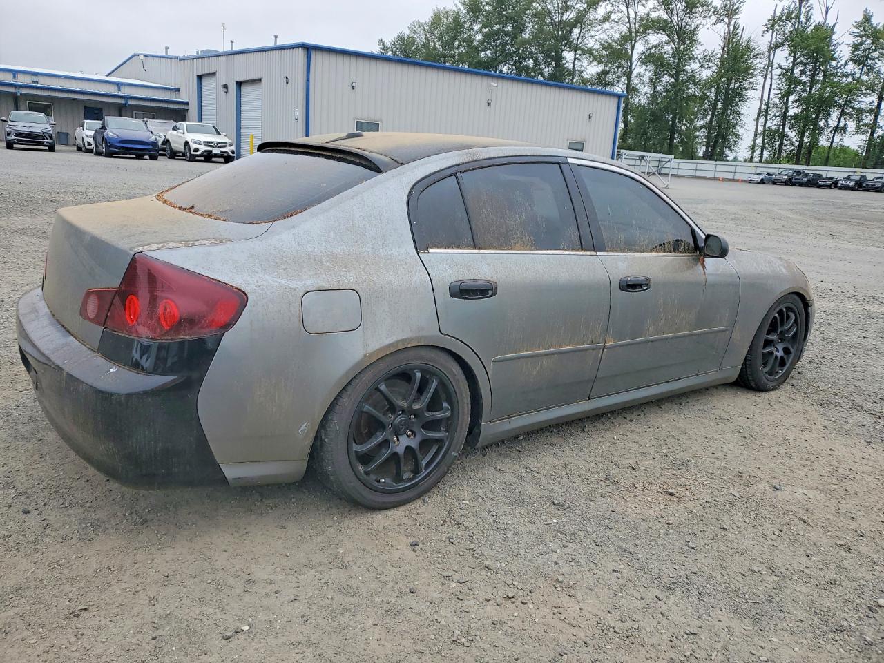 INFINITI G35 Base Base