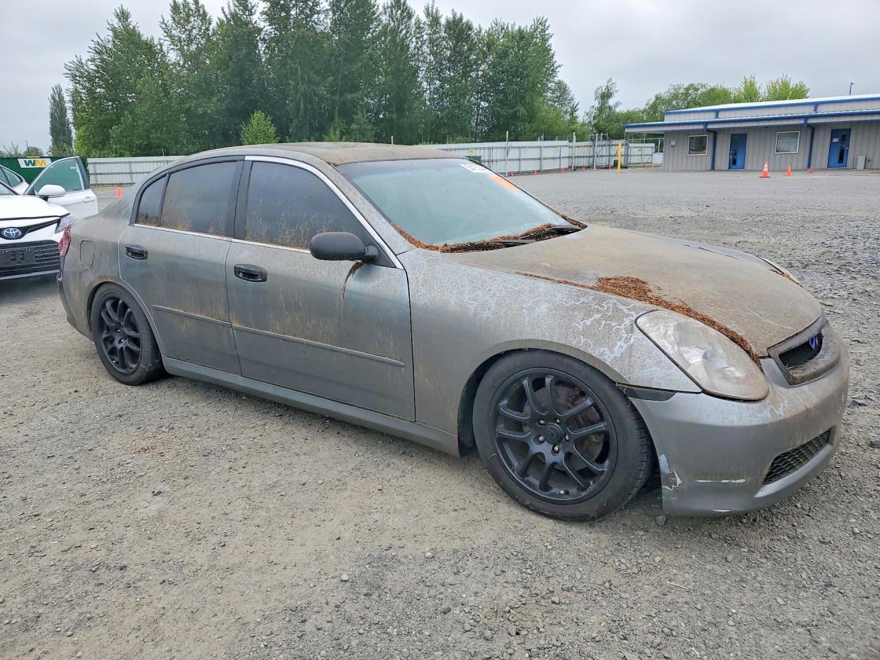 INFINITI G35 Base Base