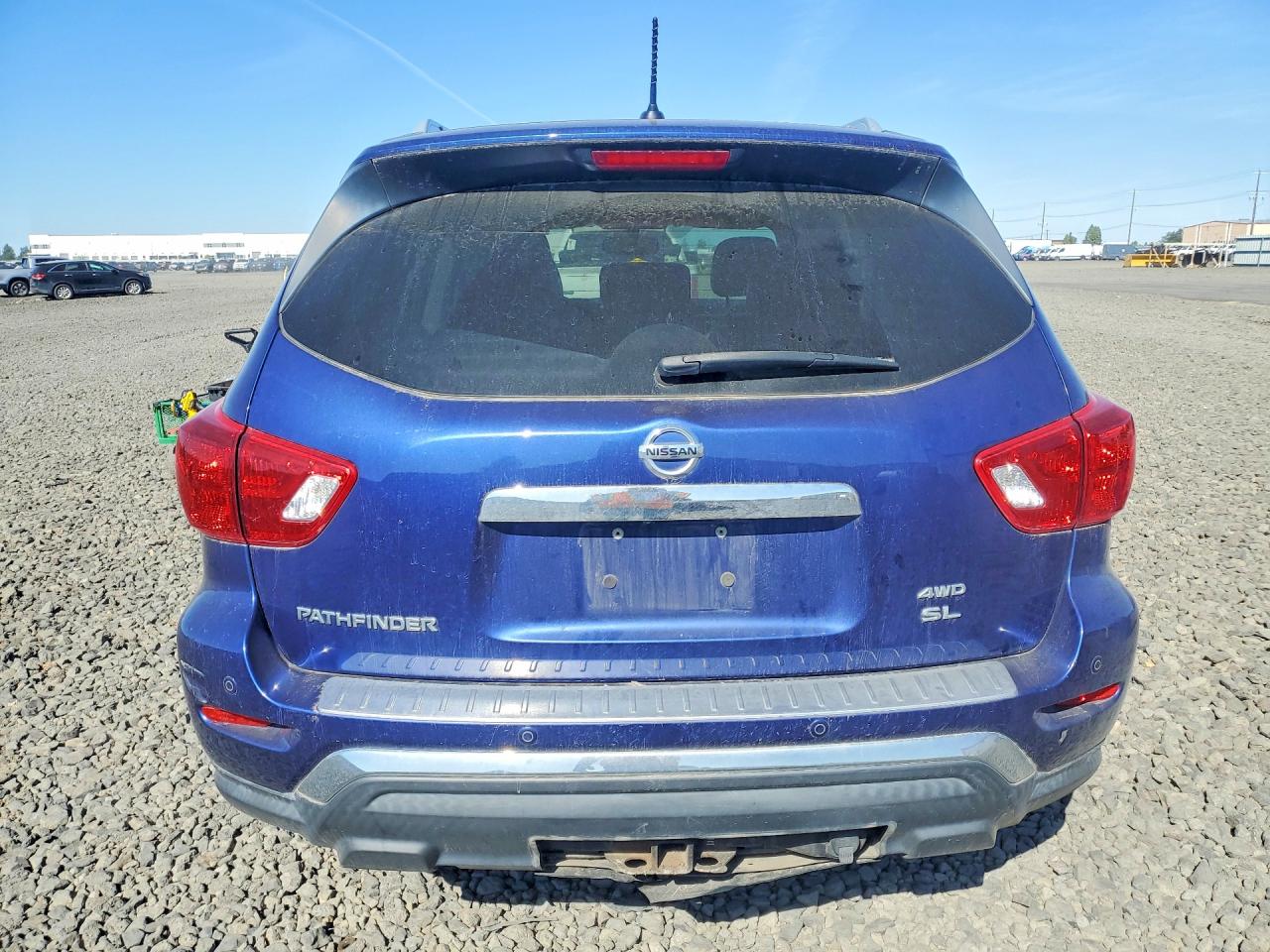 Nissan Pathfinder Sl