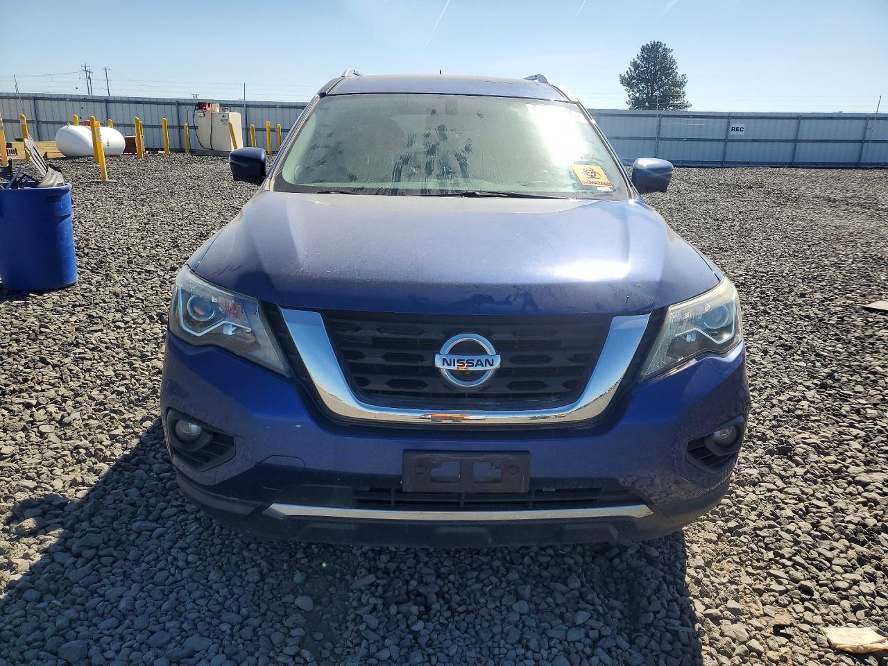 Nissan Pathfinder Sl