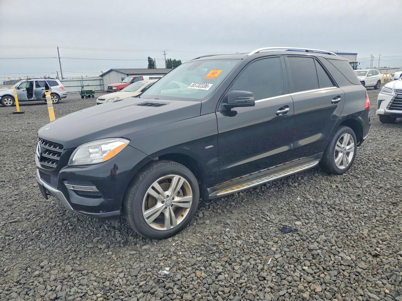 Salvage Mercedes-Benz M-Class Image
