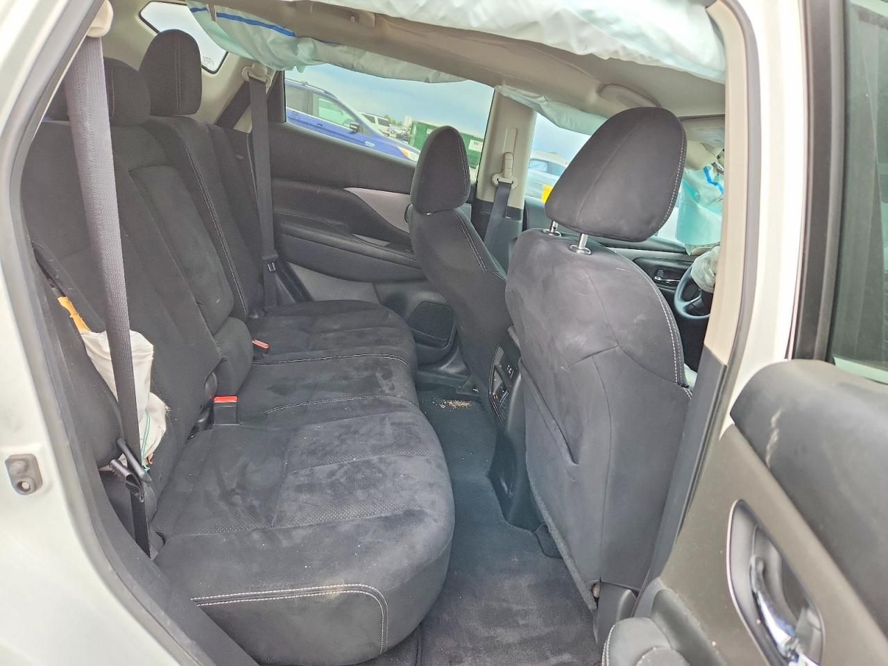 Nissan Murano S